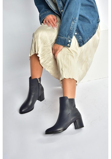 Fox Shoes V468581003 Lacivert Hakiki Deri Kalın Topuklu Kadın Bot Lacivert-hakiki Deri