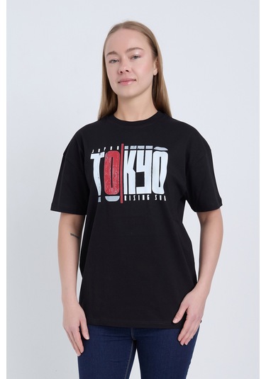 Velvoria Unisex Oversize Siyah Desenli Tokyo T-shırt