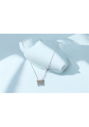 Kadın Çelik Kırlangıç Zarf Model Kolye Gümüş Renk Çelik