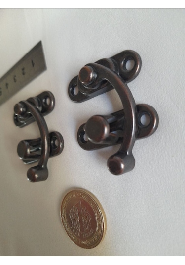 2 Adet Büyük Boy Yay Gözü Kancalı Kilit Oksit Kutu Sandık ve Kapak Klipsi 37x45 mm