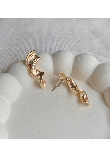 Kadın Küpe Minik Kıvrım Küpe 001