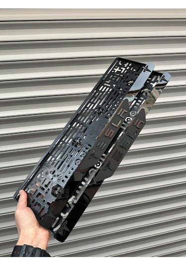 Vipplaka Tesla Uyumlu Ortası Mat Plakalık