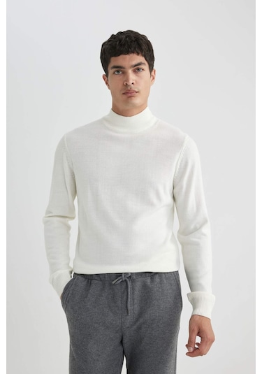 DeFacto Slim Fit Dar Kesim Yarım Balıkçı Yaka Basic Düz Triko Kazak R1127AZ24SPER100 DeFacto Slim Fit Dar Kesim Yarım Balıkçı Yaka Basic Düz Triko Kazak R1127AZ24SPER100