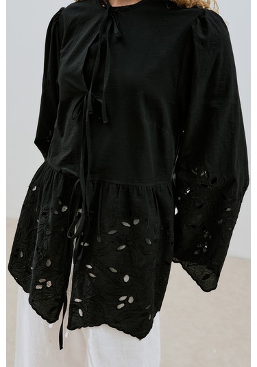 Bağlamalı Nakışlı Tunik Siyah Siyah