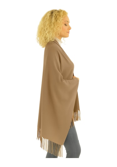 1 Adet Kadın Büyük Bedene Uygun Ekstra Yumuşak Dokulu Püskül Detaylı Kışlık Atkı Omuz Şalı Sütlü Kahve