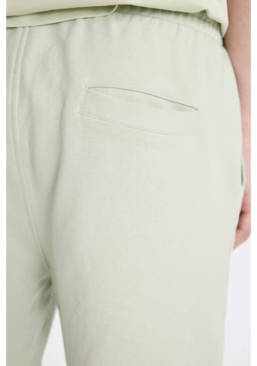 DeFacto Slim Fit Dar Kesim Dar Paça Şort A3893AX24HSGN1181
