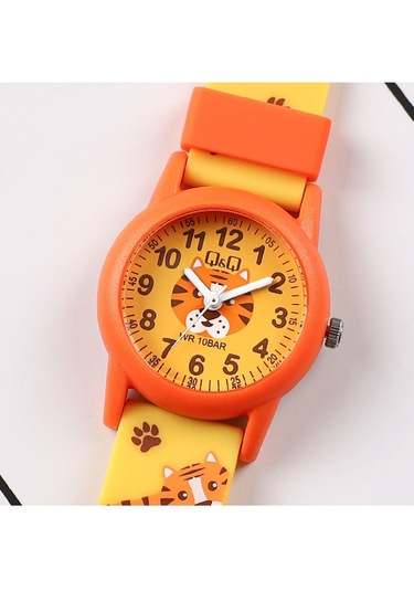 Q&Q QCG2216 Su Geçirmez Rakamlı Erkek Çocuk Kol Saati