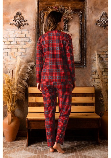 Nisanca Kışlık Düğmeli Ekose Desen Yılbaşı Temalı Kadın Süet Pijama Takımı - Bordo