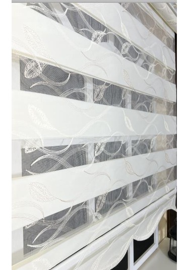 Storburada Zebra Stor Nakışlı Ekru Etek Dilimli St 123 Ekru