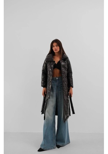 Kemerli Rugan Şişme Maxi Mont Siyah