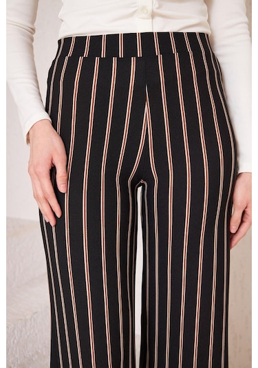 Darlin Moda Siyah Çizgili Krep Pantolon DM48325 Siyah