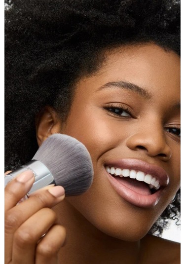 Wonderskin Kabuki Ultra Yumuşak Makyaj Fırçası