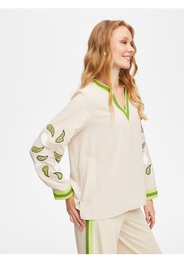 Şal Desenli Nakış Detaylı V Yaka Uzun Kollu Bluz 69142 U6914272 Taş