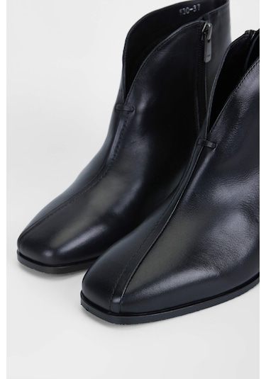 Tamer Tanca Kadın Hakiki Deri Siyah Deri Casual Bot 33 530 Bn Bot Sk22/23 Sıyah Dr Siyah