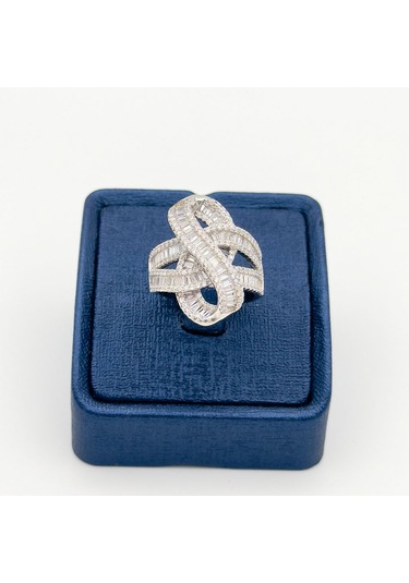 Livora Jewelry 925 Ayar Gümüş Baget Taşlı Pırlanta Montür Kadın Yüzük Gümüş