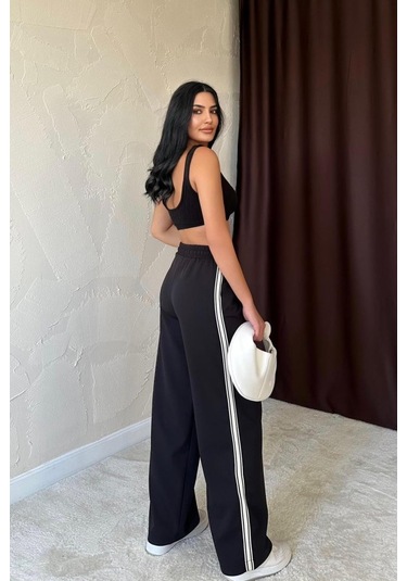 Leyla Sanat Sanata Yeni Bir Bakış Açısı Siyah Yanları Şeritli Pantolon Siyah