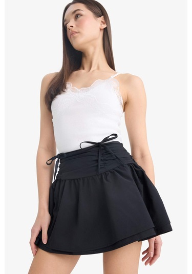 DeFacto Coool A Kesim Normal Bel Penye Astar Poplin Mini Etek E7588AX25SPBK81 Siyah