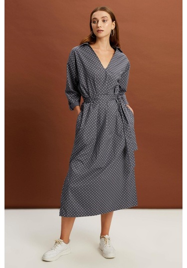 Alexandergardı Yakalı Kemerli Uzun Elbise B22-24800 001