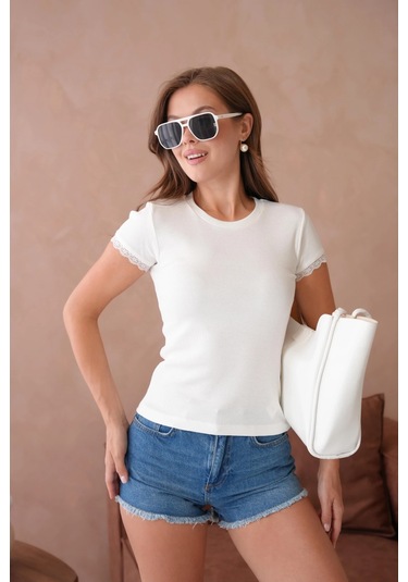 Dantel Detaylı Örme Body Bluz Ekru