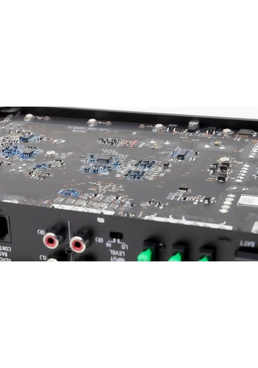 ÖZENHİFİ' den  Alpine HDA-M80