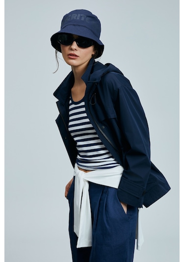 Lufian Focus Kadın Dış Giyim Lacivert Lacivert 121120008100200 Lacivert Lufian Focus Kadın Dış Giyim Lacivert Lacivert 121120008100200 Lacivert