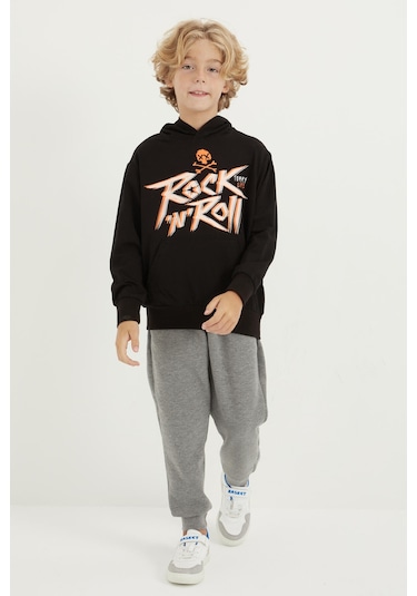Tommy Life Siyah Yazı Baskılı Kanguru Cepli Kapüşonlu Standart Kalıp Erkek Çocuk Sweatshirt - 11002 Siyah
