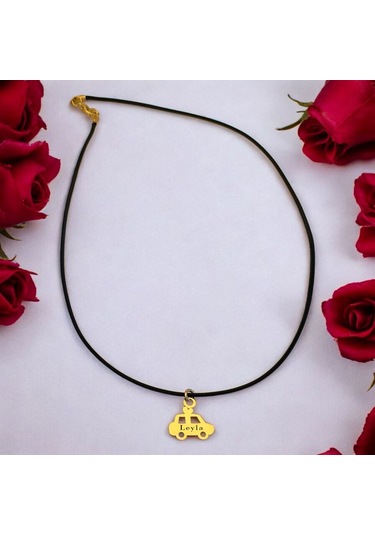 Leyla İsmine Özel Siyah Bağlıklı Araba Figürlü 14 Ayar Altın Plakalı Hediyelik Kolye-630isim Leyla