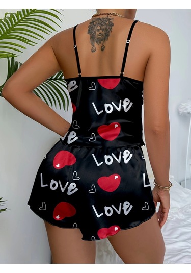 Aşk Temalı Kalp Desenli Siyah Saten Şortlu Gecelik Takım Siyah
