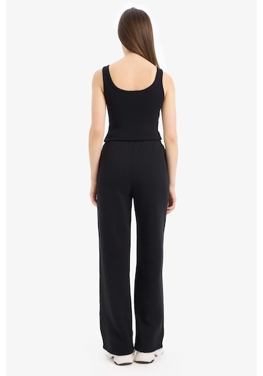 DeFacto Straight Fit Kalın Eşofman Altı Beli Lastikli Cepli Yüksek Bel Basic Düz B8571AX24WNBK81 DeFacto Straight Fit Kalın Eşofman Altı Beli Lastikli Cepli Yüksek Bel Basic Düz B8571AX24WNBK81