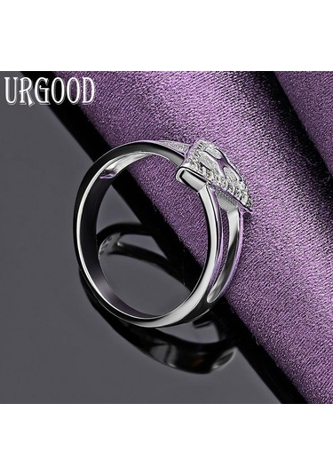 925 Ayar Gümüş Üçgen Yüzük Hediye Moda Takı