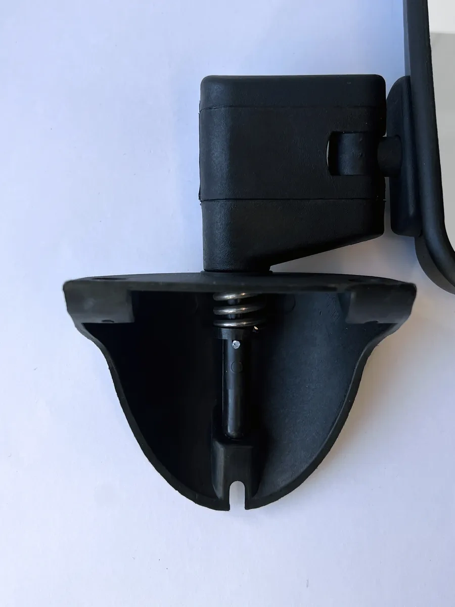 Grandrıal Niva Yan Aynası 270125278