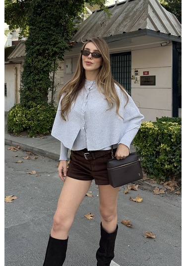 Gri Pelerin Detaylı Triko Hırka - 1317 Gri