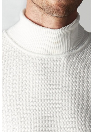 Tudors Slim Fit Dar Kesim Balıkçı Yaka Desenli Erkek Kazak-25762 Beyaz