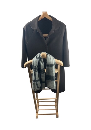 Melada Mobilya Gürgen 155 Cm Çift Tepeli Dilsiz Uşak Ham Cilalı Ceviz