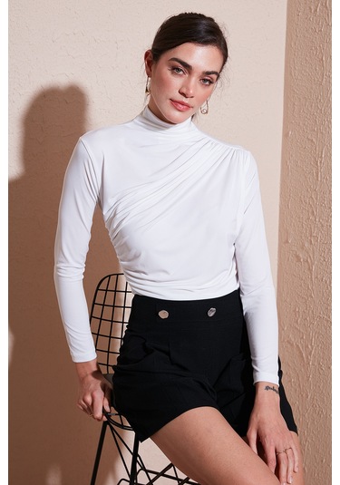 Lela Streç Büzgü Detaylı Slim Fit Dik Yaka Bayan Bluz 669925 Ekru