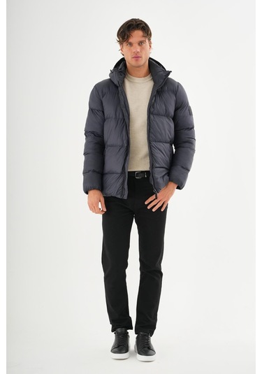 Erkek Kapüşonlu Fermuarlı Cepli Kışlık Şişme Kısa Mont Lacivert