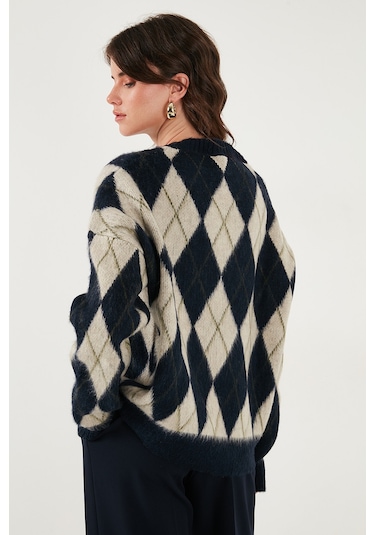 Lela Oversize Fit Bisiklet Yaka Baklava Desenli Yumuşak Dokulu Bayan Kazak 4616223 Lacivert