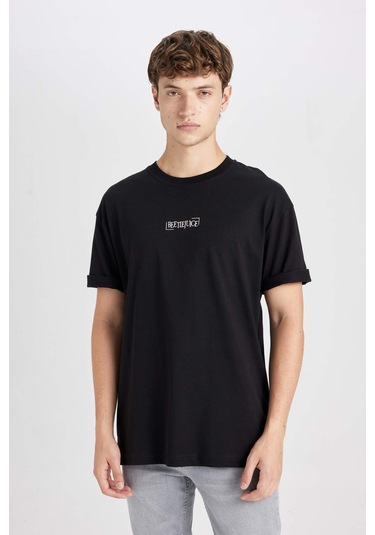 DeFacto %100 Pamuk Beetlejuice (1988) Siyah Boxy Fit Bisiklet Yaka Sırt Baskılı Kısa Kollu Tişört D8514AX24AUBK81 DeFacto %100 Pamuk Beetlejuice (1988) Siyah Boxy Fit Bisiklet Yaka Sırt Baskılı Kısa Kollu Tişört D8514AX24AUBK81