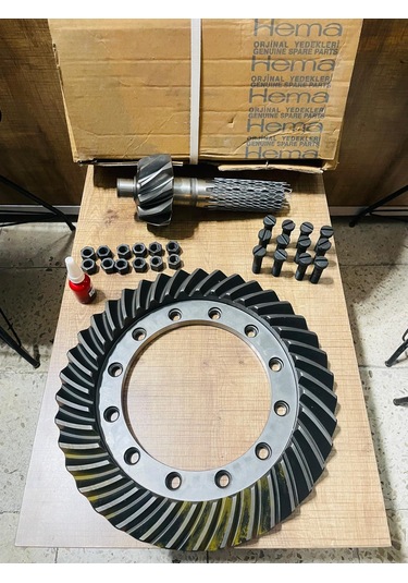 Massey Ferguson 165-175-285 Uyumlu Ayna Mahruti Hema Civatalı İlaçlı