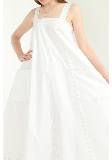 Beyaz Askılı Cepli Elbise Beyaz