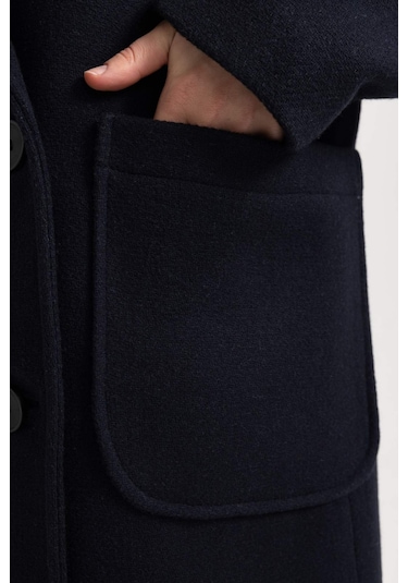 Defacto Regular Kalıp Kruvaze Yaka Düğmeli Cepli Yünlü Hafif Uzun Kaşe Kaban A9899AX23WNNV176 Lacivert