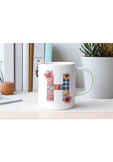 H Harfli Retro Çiçekli Kupa Bardak - Patchwork Tarz Yamalı Desenli İsme Özel Kupa - Hediye Beyaz