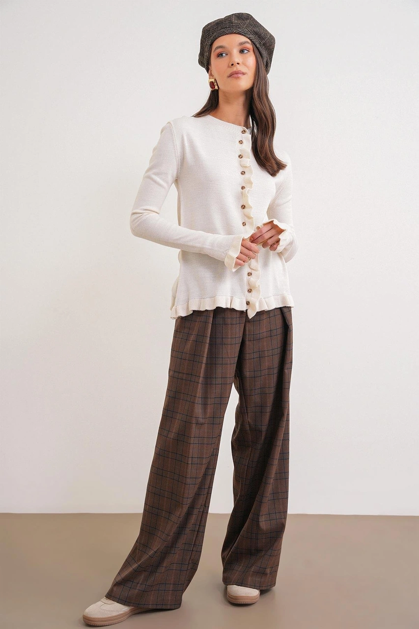 6964 Kadın Düz Fırfırlı Düğmeli Hırka Naturel Naturel