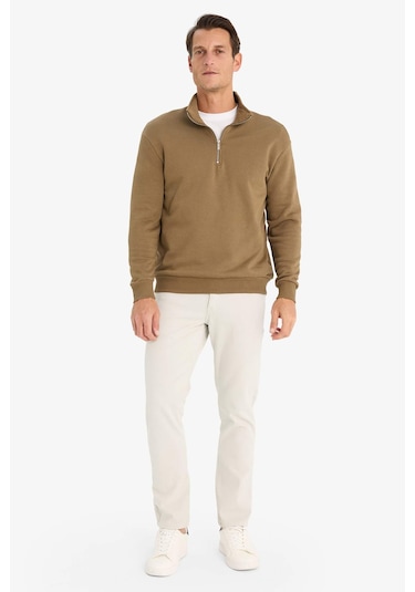 DeFacto Comfort Regular Fit Rahat Kalıp Fermuarlı Dik Yaka Basic Düz Sweatshirt X7405AZ24AUKH79