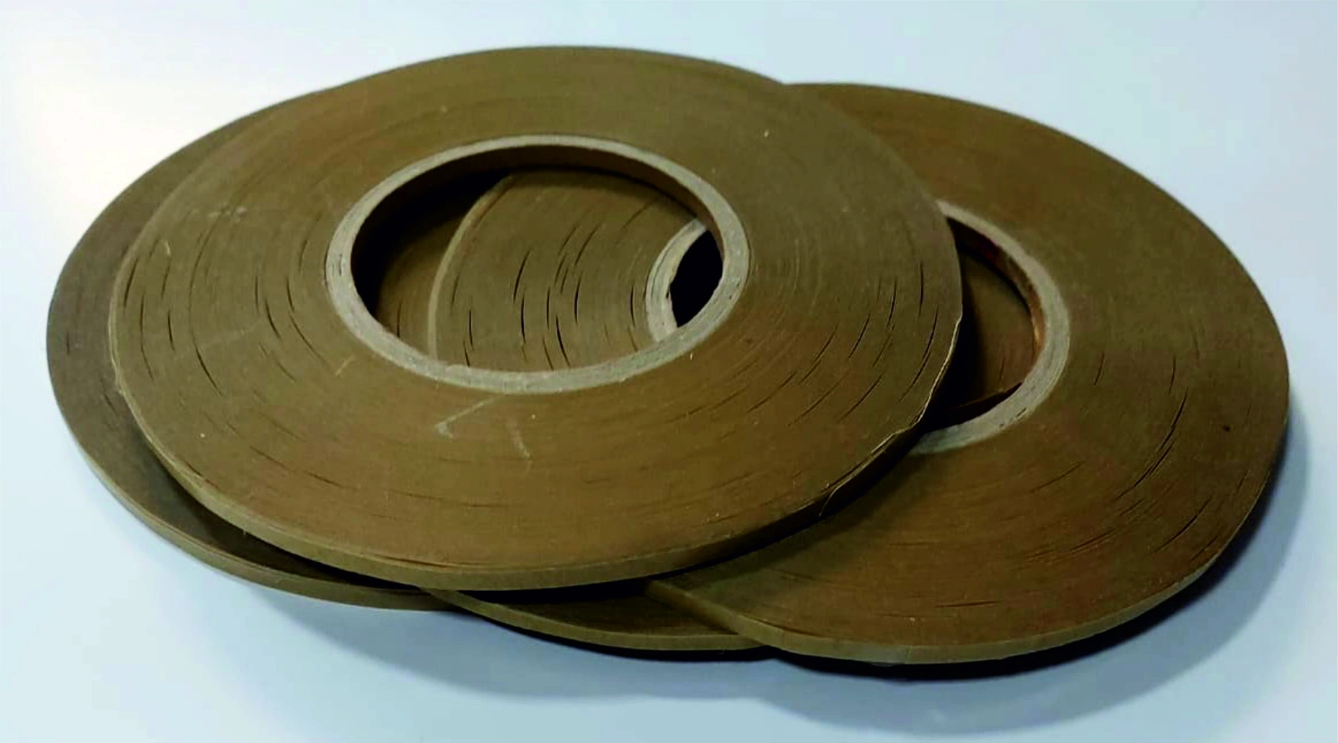 Çift Taraflı Kraft Bant 100 M. Uzunlukta 5 Mm Eninde