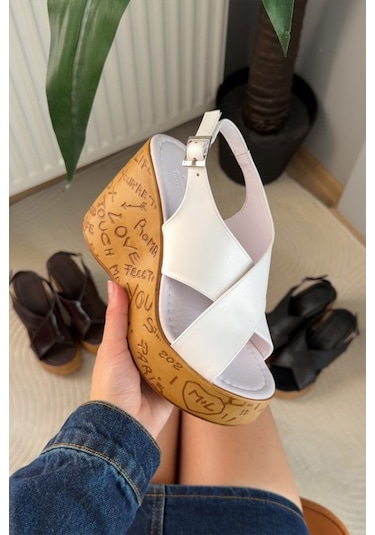 Preshley Kadın Forge Beyaz 10 Cm Dolgulu Yazılı Mantar Taban Ayakkabı & Sandalet