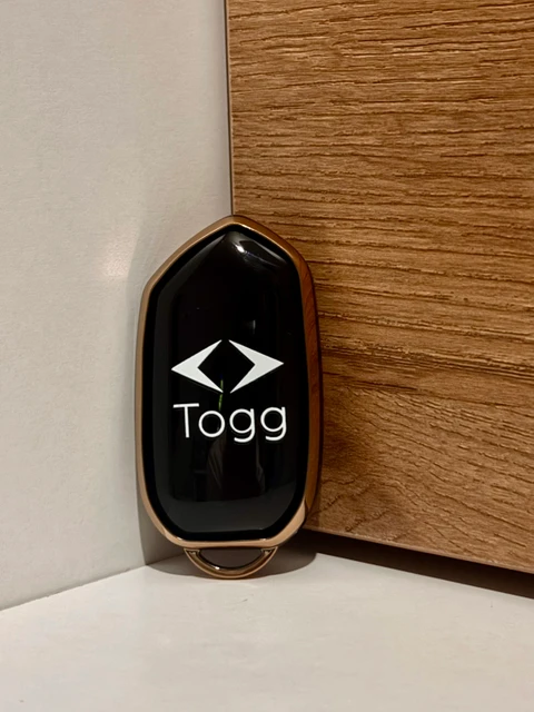 Amblemli Togg T10x-t10f Uyumlu Anahtar Kılıfı Siyah-altın