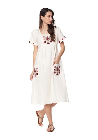 Şile Bezi Krem Kısa Kollu Nakışlı Elbise Krem