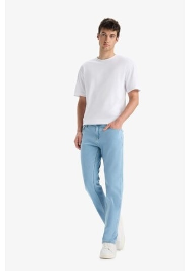 Defacto Sergio Regular Fit Normal Kalıp Normal Bel Boru Paça Jean Pantolon E7268ax25smnm39 Mavi