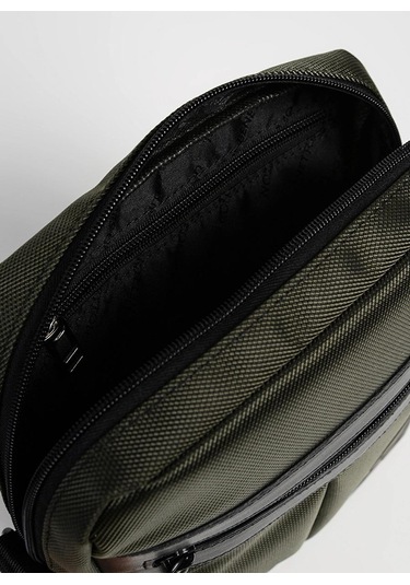 United Colors Of Benetton BNT_978 HAKI Erkek Omuz Çantası